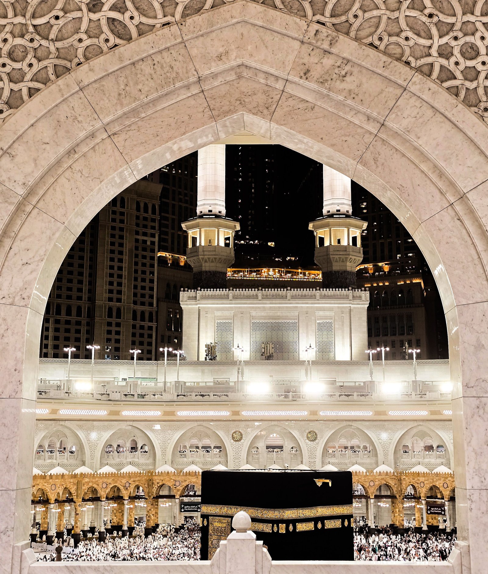 Ziyarat during Umrah means visiting sacred, historical Islamic landmarks in Makkah and Madinah that are connected to the Prophet Muhammad and early Islamic history